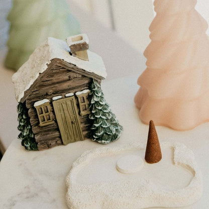 Popular Christmas Chimney Resin Snow Winter Cottage Incense Burner